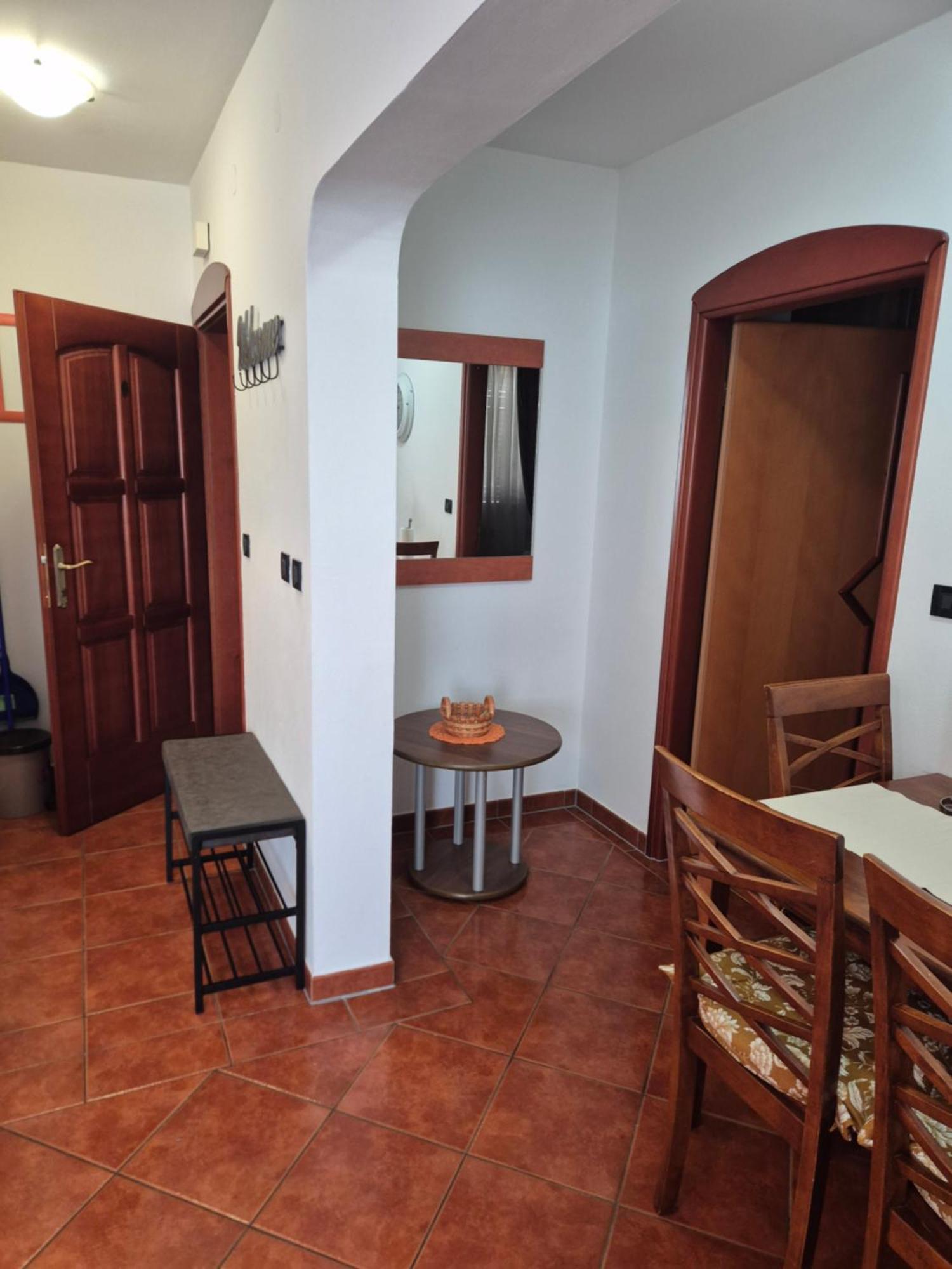 ורסאר Apartments Antolovic מראה חיצוני תמונה