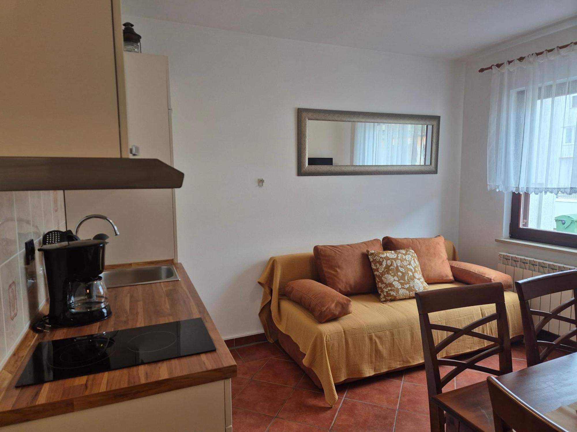 ורסאר Apartments Antolovic מראה חיצוני תמונה