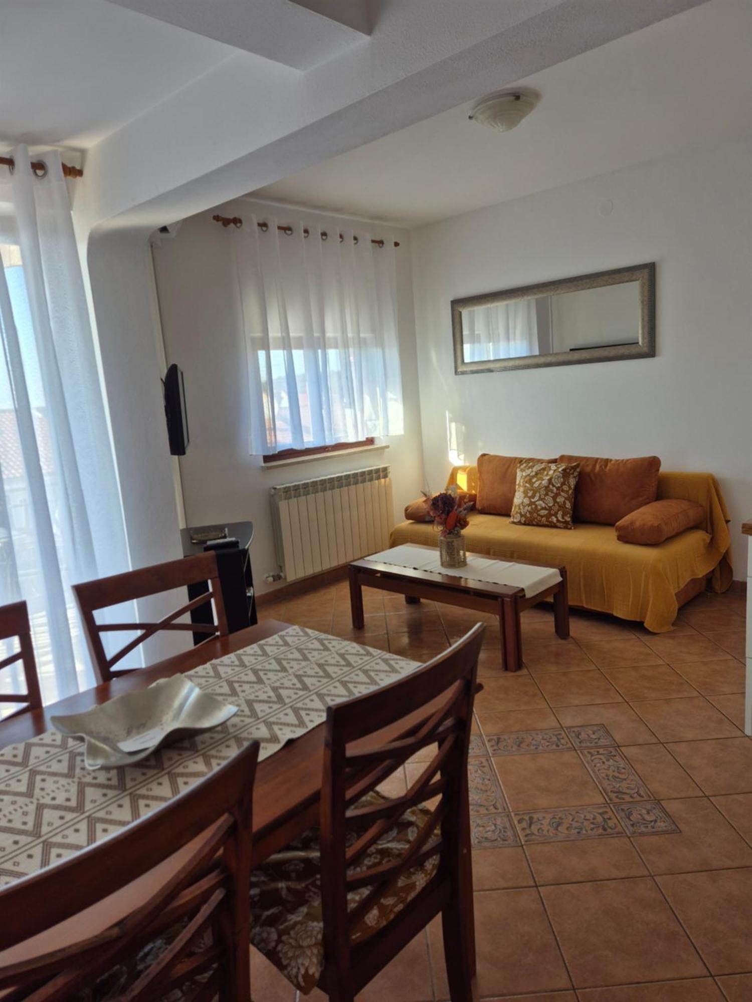ורסאר Apartments Antolovic מראה חיצוני תמונה